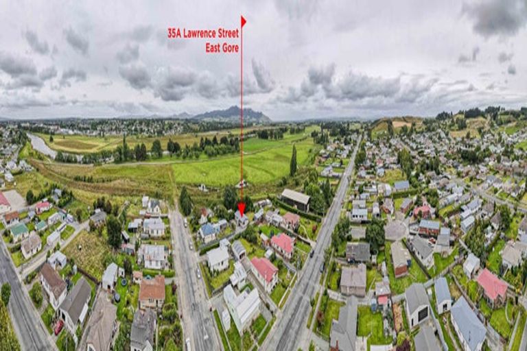 Photo of property in 35a Lawrence Street, East Gore, Gore, 9710