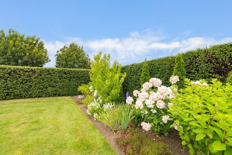 Photo of property in 33 Rotherham Drive, West Melton, 7618