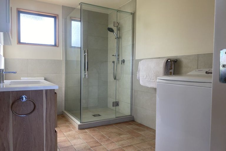 Photo of property in 67 Walu Lane, Matapouri, Whangarei, 0173