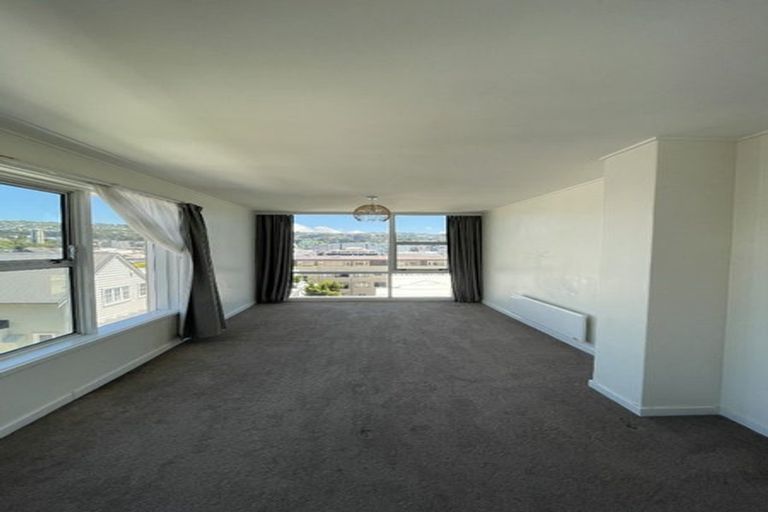 Photo of property in Embassy Court, 72 Brougham Street, Mount Victoria, Wellington, 6011