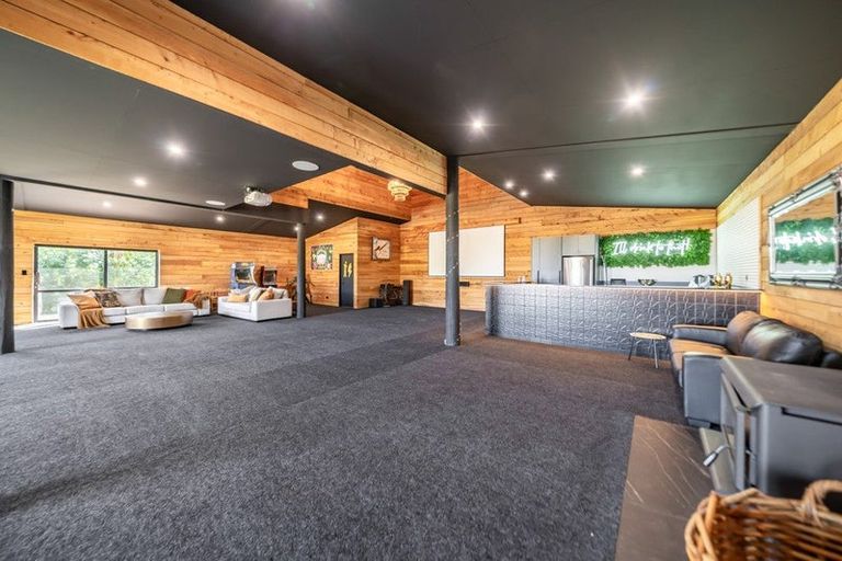 Photo of property in 210 Wards Line, Morison Bush, Greytown, 5794