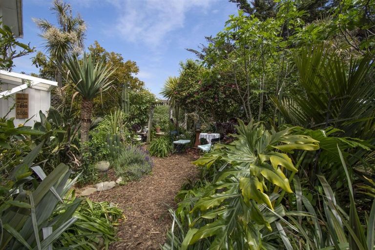 Photo of property in 483 Marine Parade, South New Brighton, Christchurch, 8062