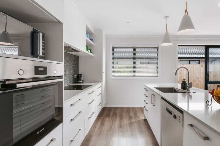 Photo of property in 5 Nottingham Road, Omokoroa, 3114