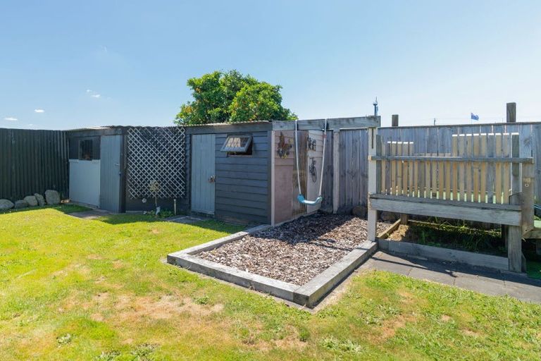 Photo of property in 6 Grenville Street, Levin, 5510