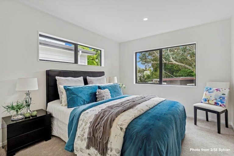 Photo of property in 7/58 Sylvan Crescent, Te Atatu South, Auckland, 0610