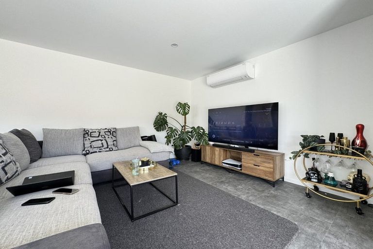 Photo of property in 22 Palmer Crescent, Silverstream, Upper Hutt, 5019