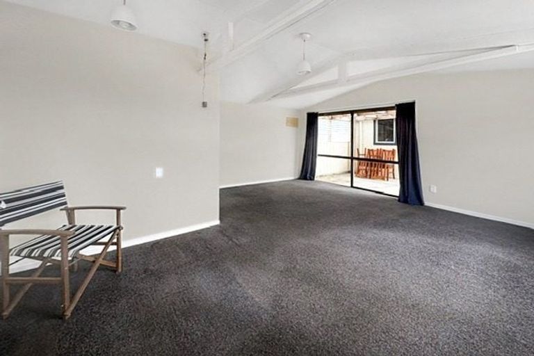Photo of property in 37 Ruanui Street, Himatangi Beach, Foxton, 4891