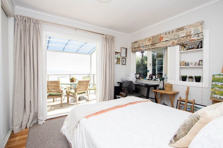 Photo of property in 5 Adams Road, Thornton Bay, Thames, 3575