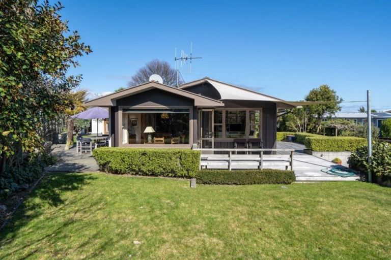 Photo of property in 17 Hilden Place, Hilltop, Taupo, 3330