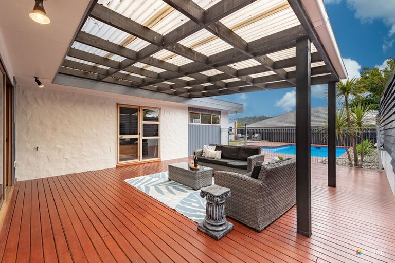 Photo of property in 25 Kopara Grove, Stokes Valley, Lower Hutt, 5019