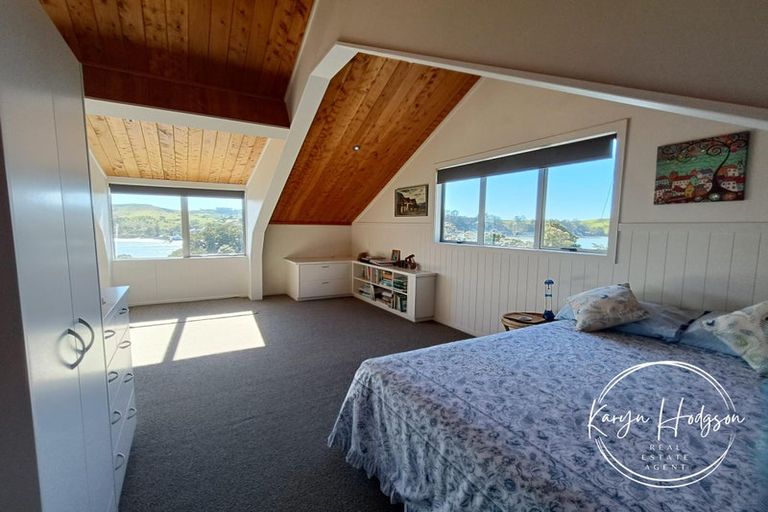 Photo of property in 12 Cliff Street, Pahi, Paparoa, 0571