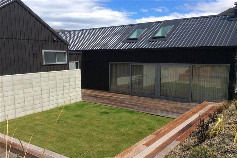 Photo of property in 5 Kincaid Place, Arthurs Point, Queenstown, 9371