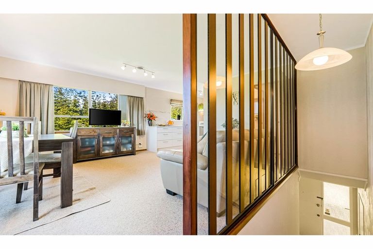 Photo of property in 27 Faith Bullock Place, New Lynn, Auckland, 0600