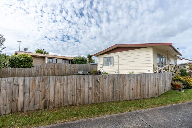 Photo of property in 9b Emma Place, Pukete, Hamilton, 3200
