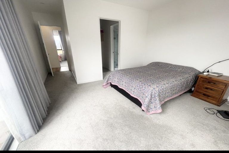 Photo of property in 15 Arawaru Avenue, Wainui, Silverdale, 0992