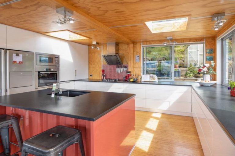 Photo of property in 176 Wainui Main Road, French Farm, 7582