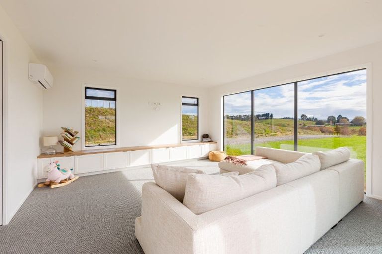 Photo of property in 1 Braehead Road, Otane, 4277