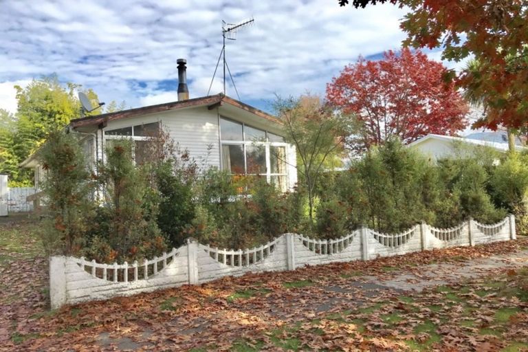 Photo of property in 27 Noni Street, Turangi, 3334