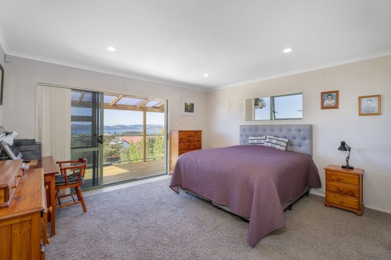 Photo of property in 8 Landel Place, Whitianga, 3510