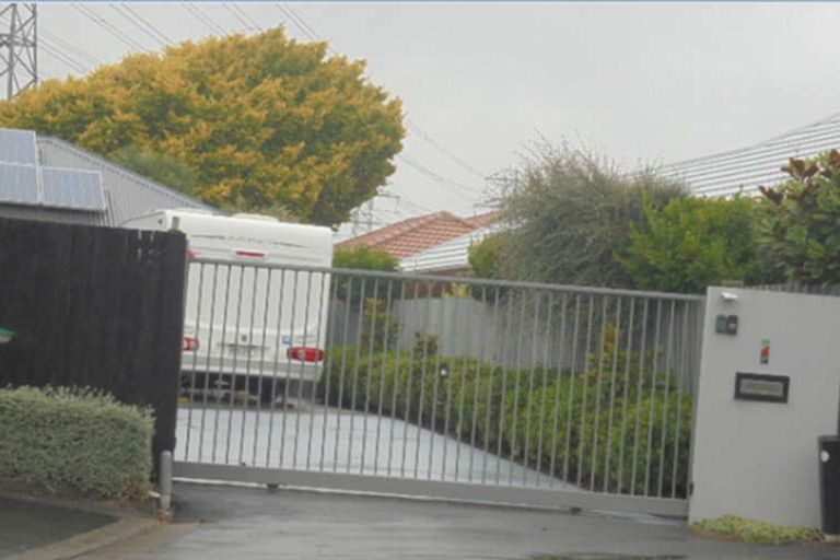 Photo of property in 4 Yarrum Lane, Avonhead, Christchurch, 8042