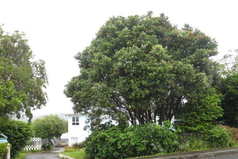 Photo of property in 42 Sherwood Road, Onerahi, Whangarei, 0110