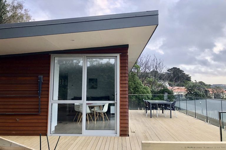 Photo of property in 73b Townsend Road, Miramar, Wellington, 6022