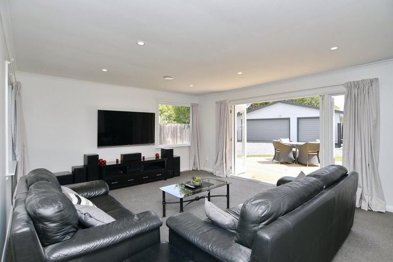 Photo of property in 26 Hadlow Place, Burnside, Christchurch, 8041