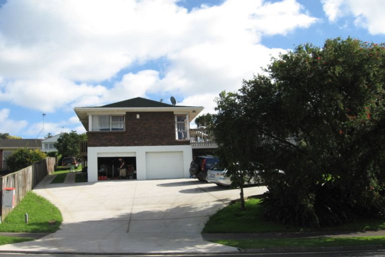 Photo of property in 65 Beechdale Crescent, Pakuranga Heights, Auckland, 2010