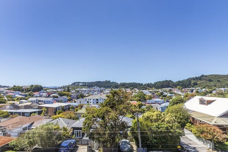 Photo of property in 8 Stanley Street, Berhampore, Wellington, 6023