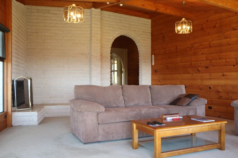 Photo of property in 43 Cable Bay Heights Drive, Cable Bay, 0420