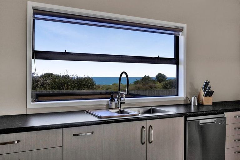 Photo of property in 284 Tai Road, Opunake, 4681