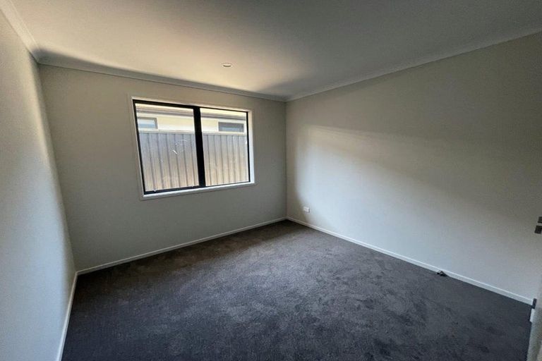 Photo of property in 11 Godwit Lane, Welcome Bay, Tauranga, 3112