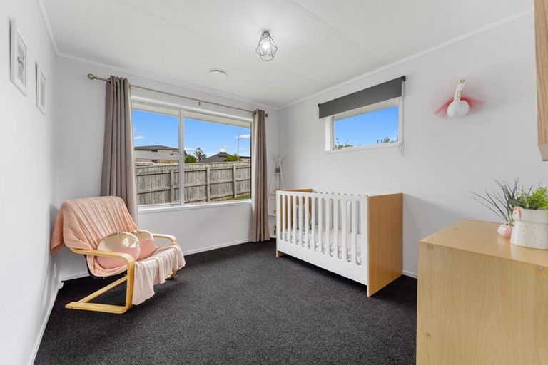 Photo of property in 39 Maratahu Street, Westown, New Plymouth, 4310