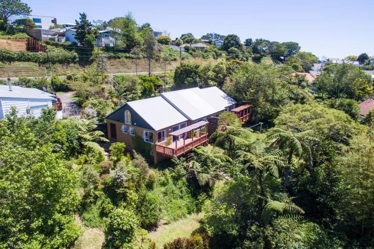 Photo of property in 13 Frankley Road, Westown, New Plymouth, 4310