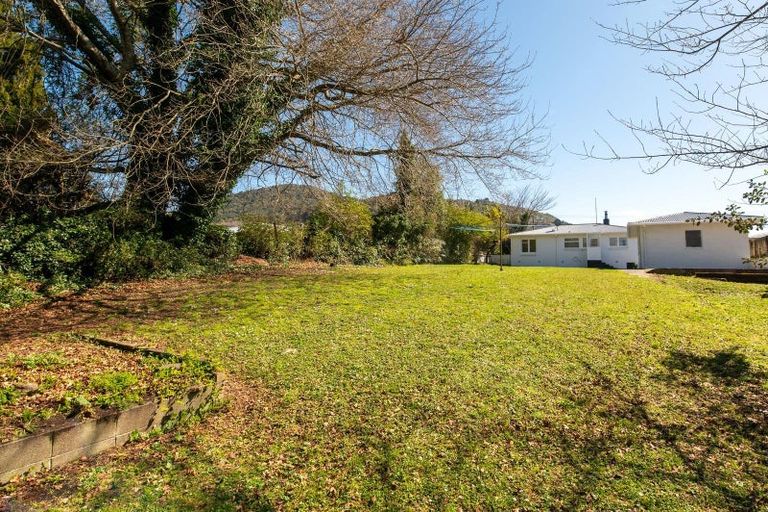 Photo of property in 8 Fairview Road, Western Heights, Rotorua, 3015