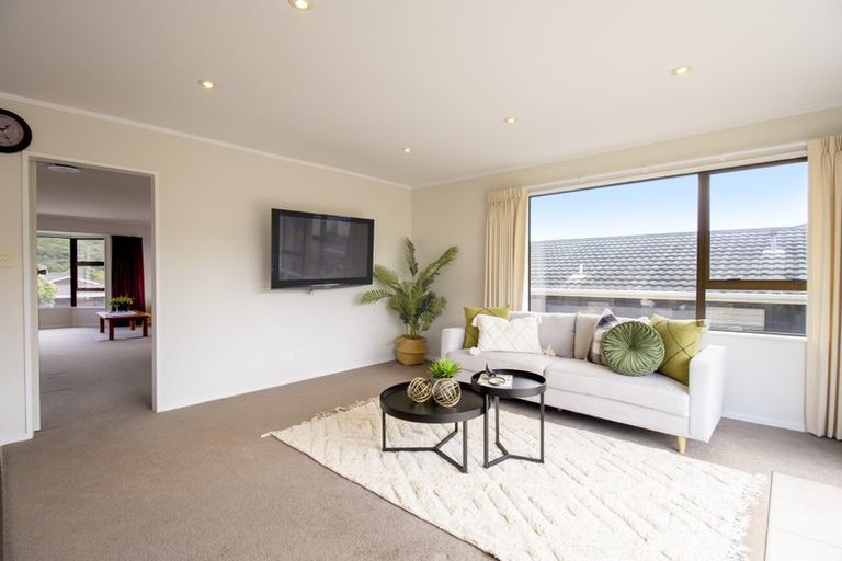 Photo of property in 47 Exploration Way, Whitby, Porirua, 5024