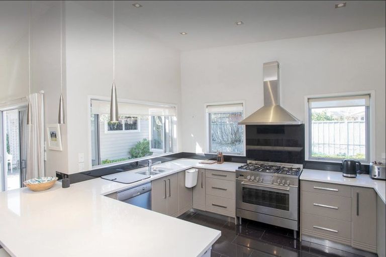 Photo of property in 4 Roger Street, Lytton West, Gisborne, 4010