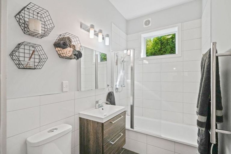 Photo of property in 25 Frankleigh Street, Somerfield, Christchurch, 8024