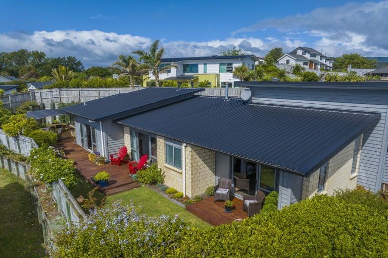 Photo of property in 3 Caterer Lane, Paraparaumu, 5032