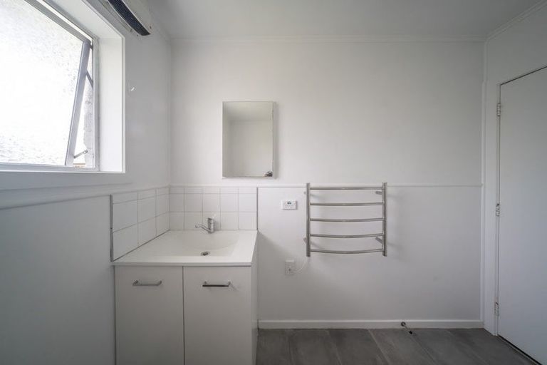 Photo of property in 5b Pollen Crescent, Melville, Hamilton, 3206