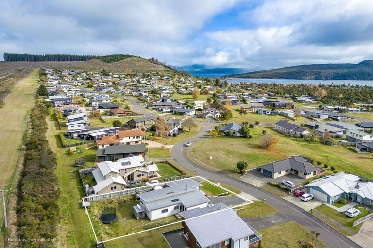 Photo of property in 8 Marshall Close, Motuoapa, Turangi, 3382