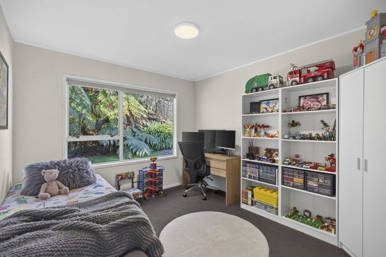 Photo of property in 21 Heaphy Street, Westown, New Plymouth, 4310