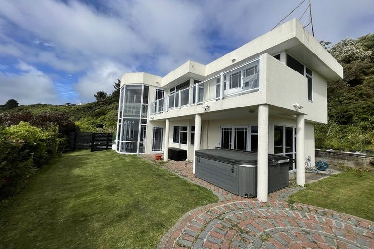 Photo of property in 6 Iona Place, Papakowhai, Porirua, 5024