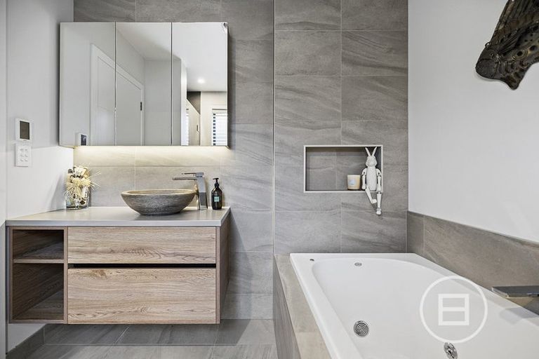 Photo of property in 10-10a Cotswold Court, Lower Shotover, Queenstown, 9304