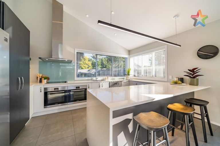 Photo of property in 53b Laings Road, Hutt Central, Lower Hutt, 5010