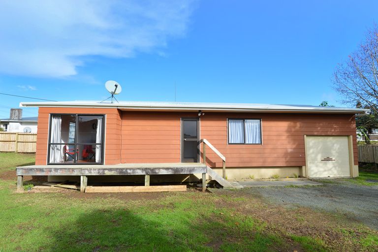 Photo of property in 17 Great North Road, Te Kamo, Whangarei, 0112