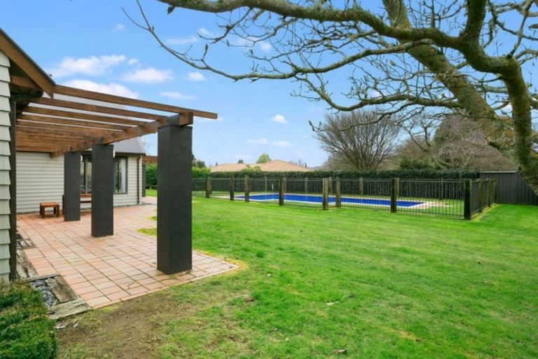 Photo of property in 24 Cowley Drive, Leamington, Cambridge, 3432