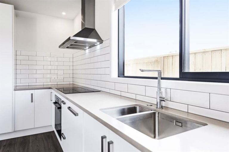 Photo of property in 51 Awatira Drive, Papamoa Beach, Papamoa, 3118