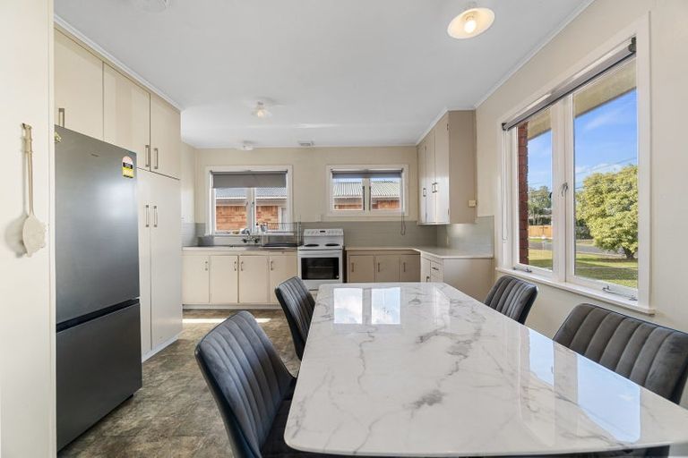 Photo of property in 15 Sheridan Street, Silverdale, Hamilton, 3216