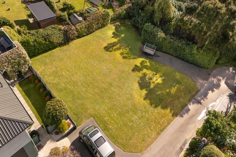 Photo of property in 8 Vangioni Lane, Akaroa, 7520
